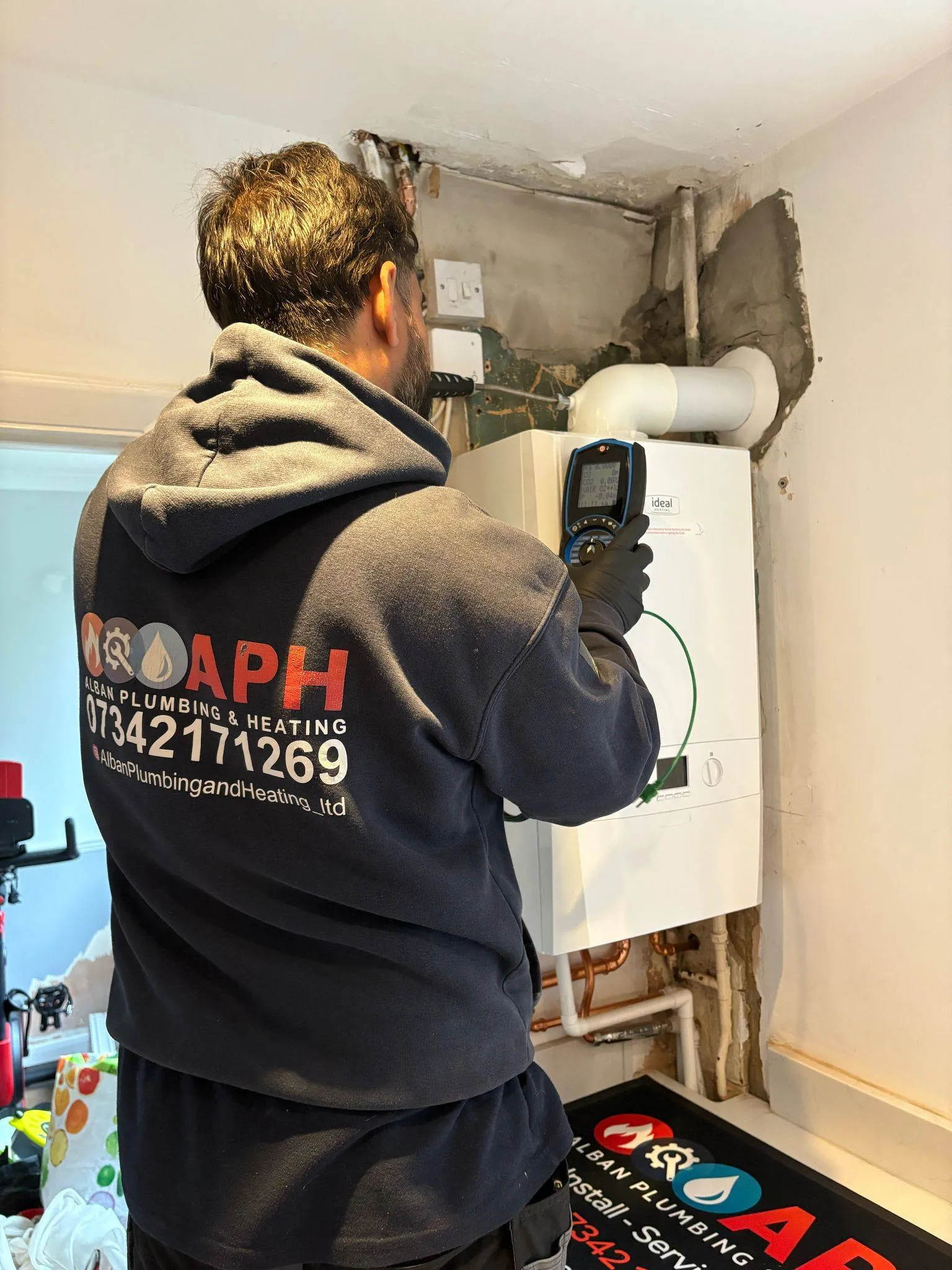 APH Plumbing Experts in St Albans